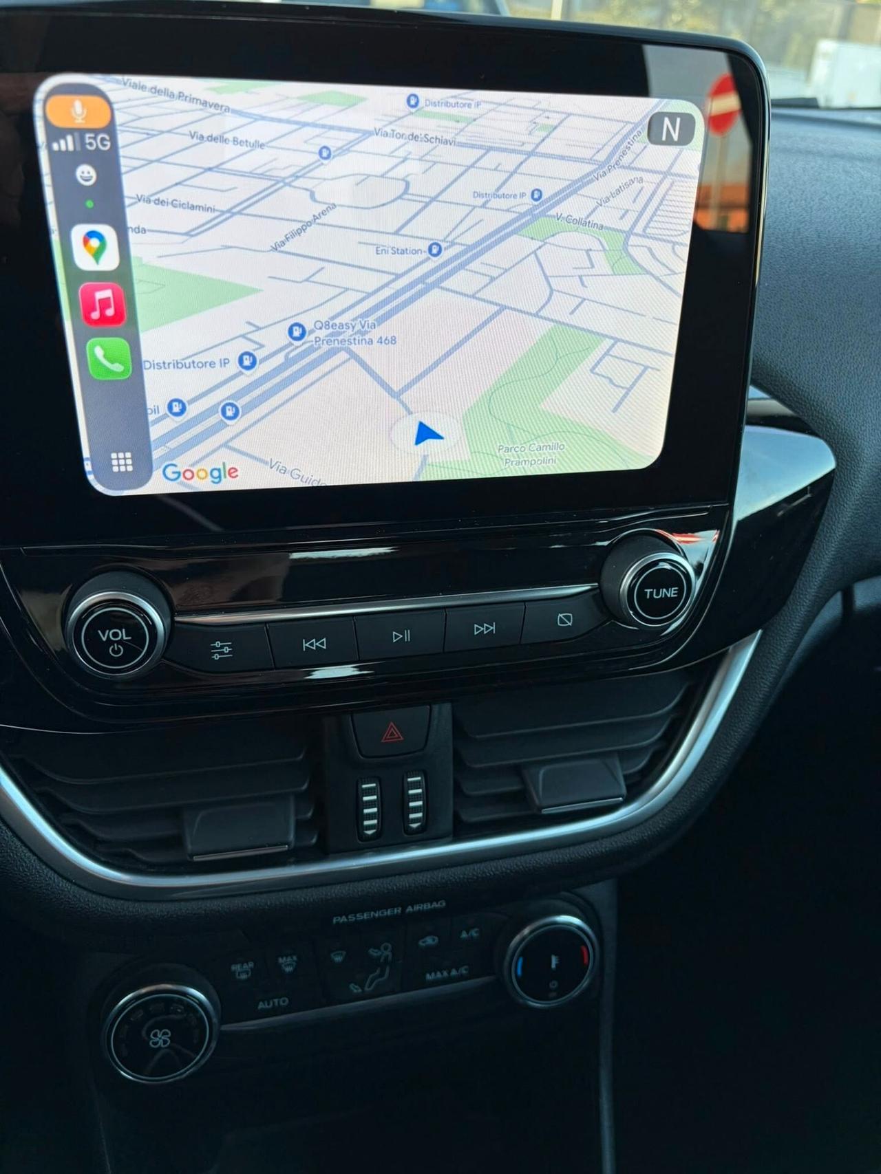 FORD FIESTA TITANIUM 5 PORTE 1.1cc