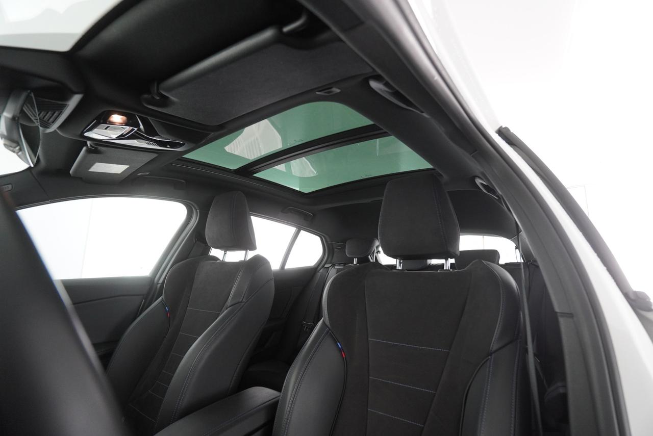 BMW Serie 1 (F70) 120d 48V MSport