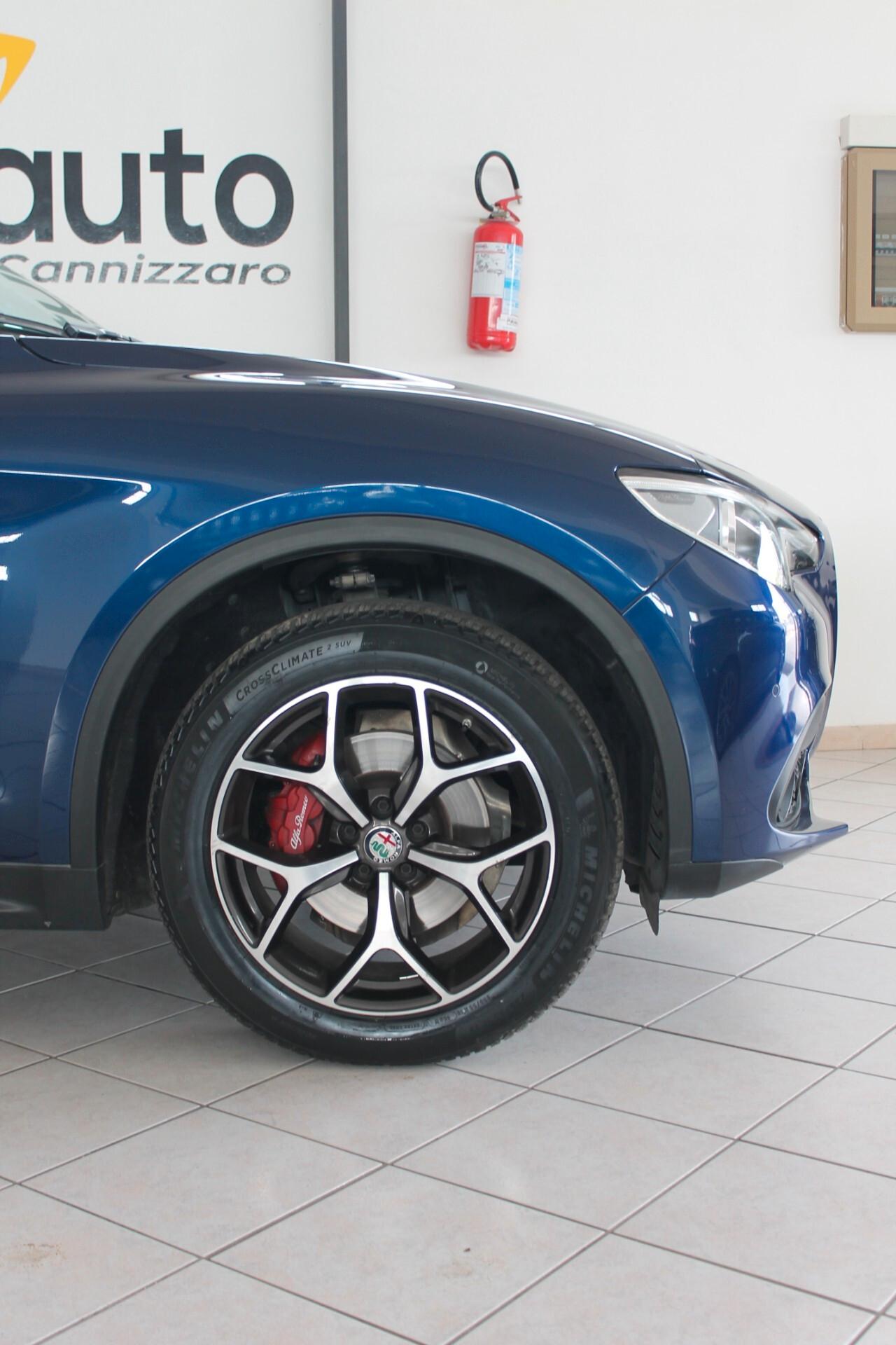 Alfa Romeo Stelvio 2.2 Turbodiesel 190 CV AT8 Q4 Super