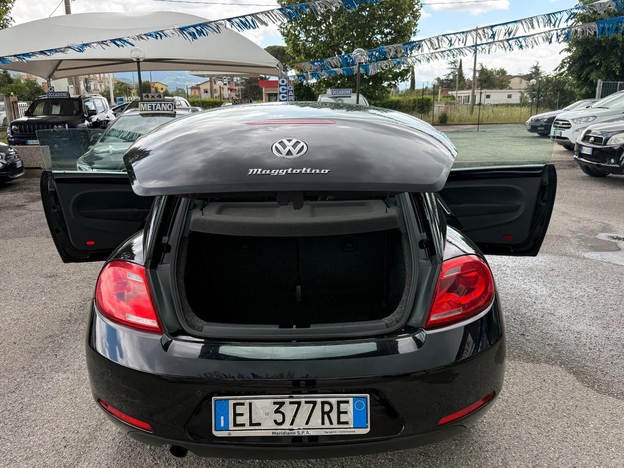 "UNA CHICC " Volkswagen Maggiolino 1.6 TDI