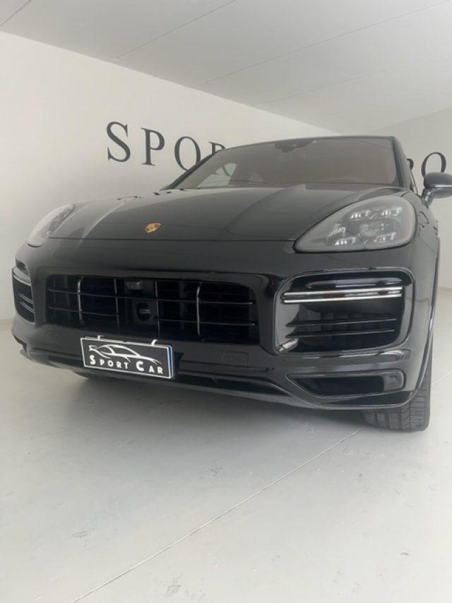 PORSCHE Cayenne Coupé 4.0 V8 Turbo S E-Hybrid (possibile nolegio)