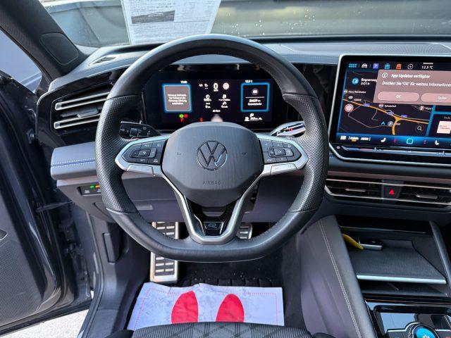 VOLKSWAGEN Tiguan 2.0 TDI DSG 4MOTION R-Line GANCIO Matrix DCC Pano