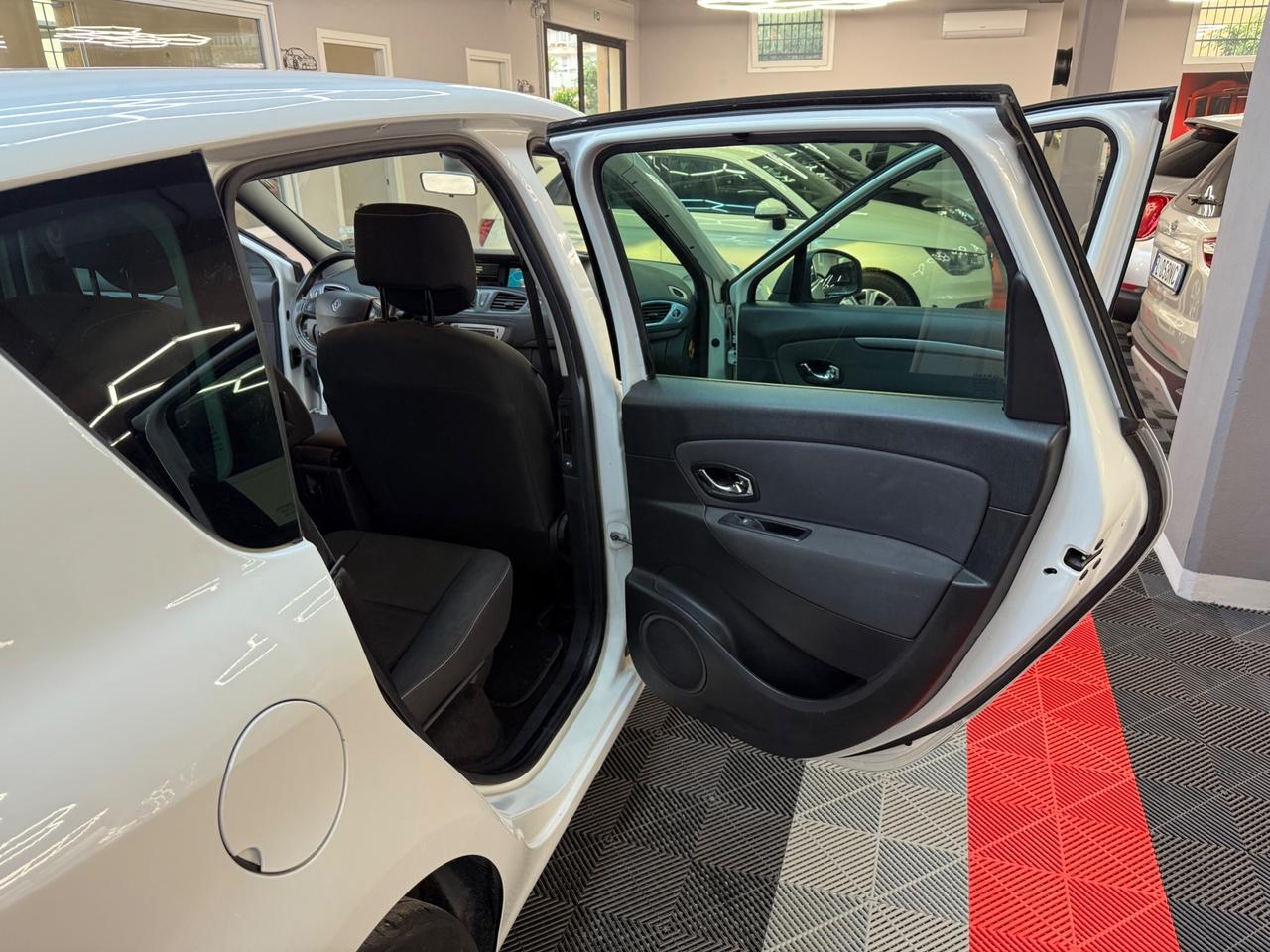 Renault Scénic XMod 1.5 dCi - FABIANOAUTO