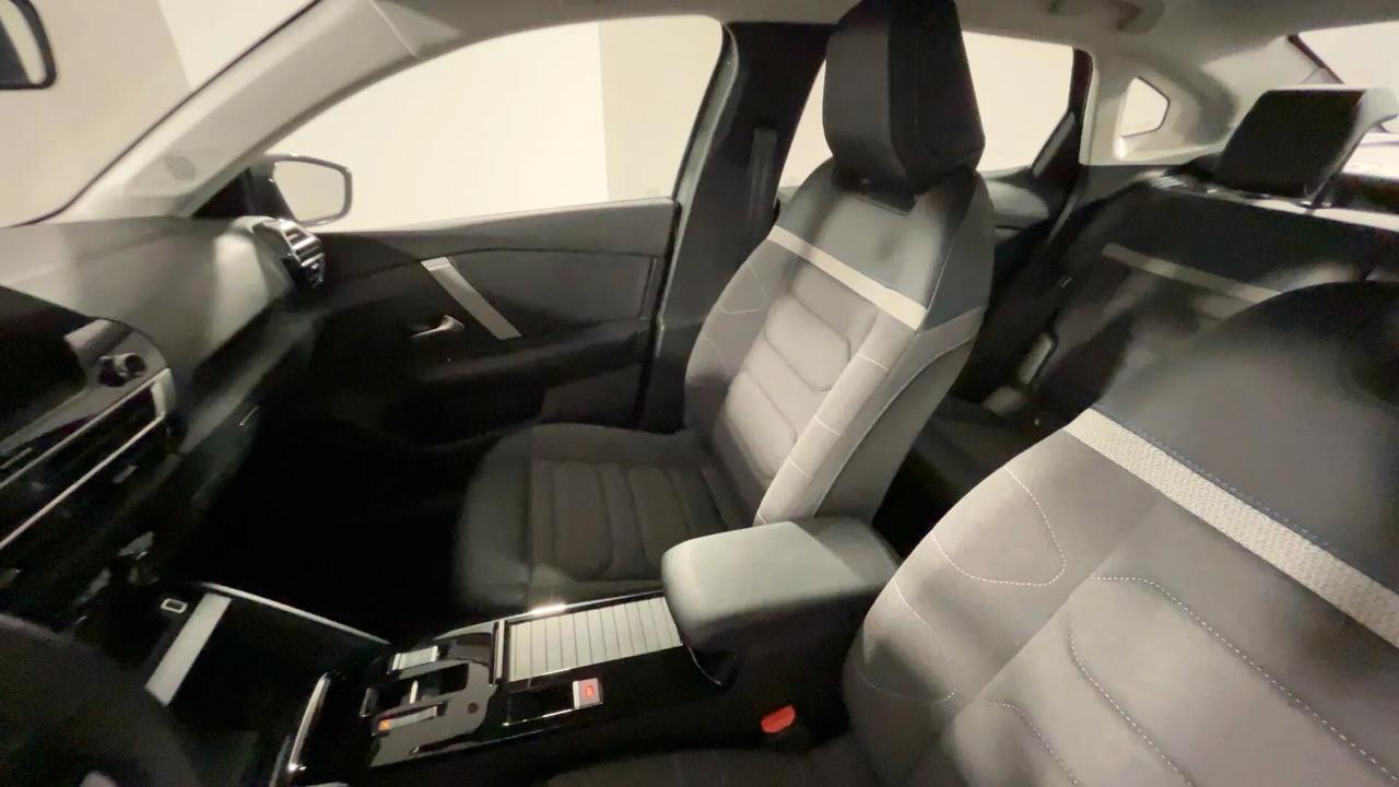 Citroen C4 X PureTech 130 S&S EAT8 Plus