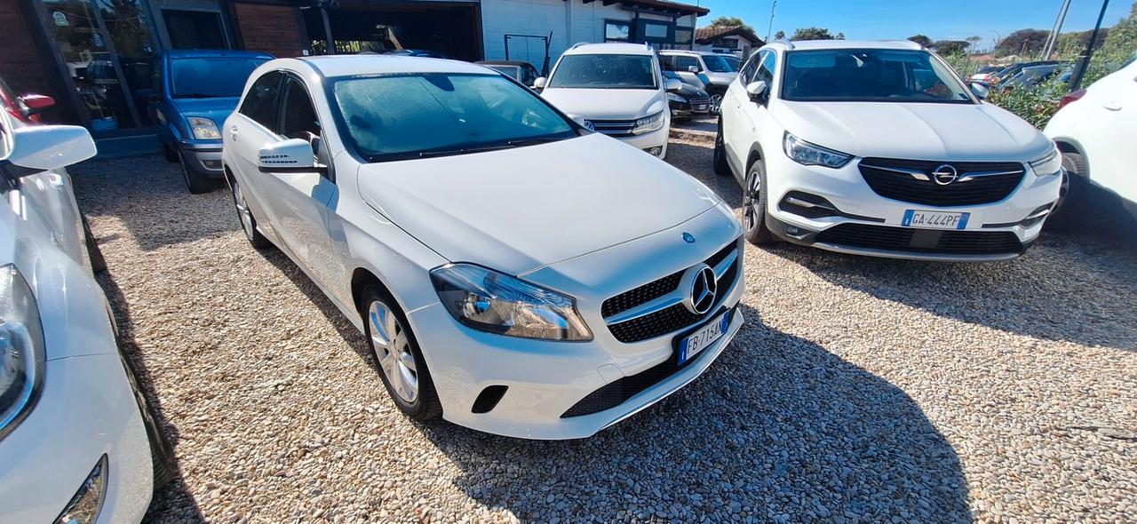 Mercedes-benz A 180 A 180 d Automatic Premium