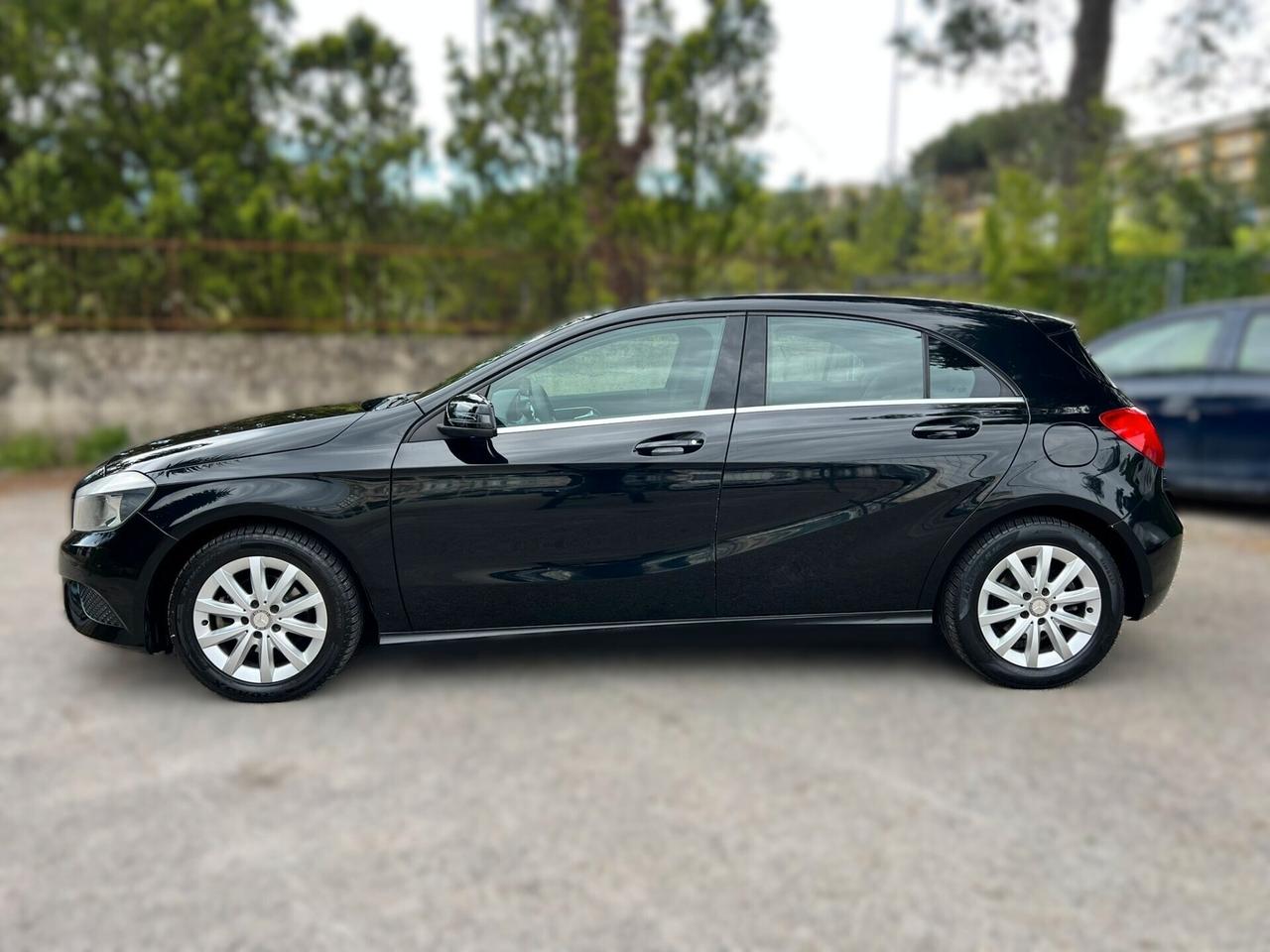 MERCEDES CLASSE A 180 1.5 CDI Premium - 2012