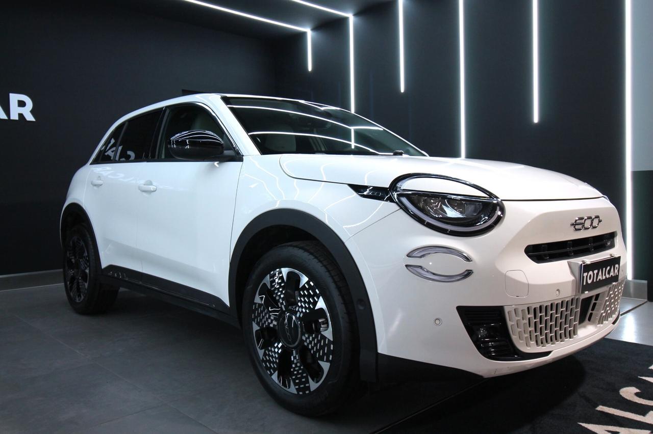 FIAT 600 1.2 HYBRID LA PRIMA 110 CV