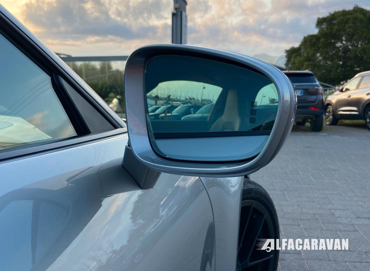 Porsche 911 992.2 Targa 4 GTS 541 CV KM 0