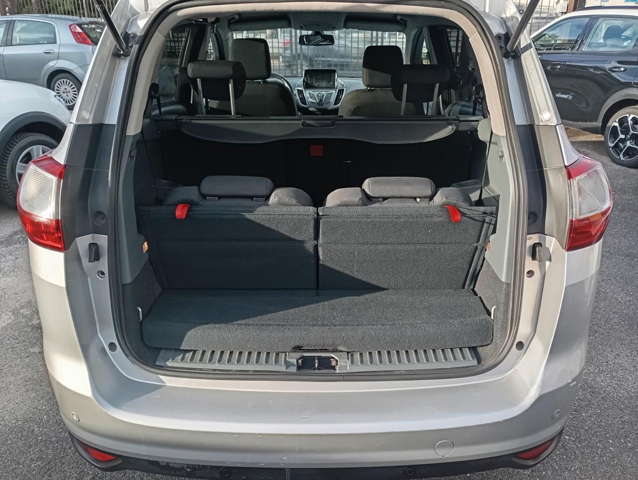 Ford C-Max7 1.6 TDCi 115CV Titanium