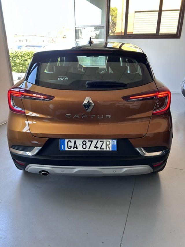 RENAULT Captur Blue dCi 95 CV Intens