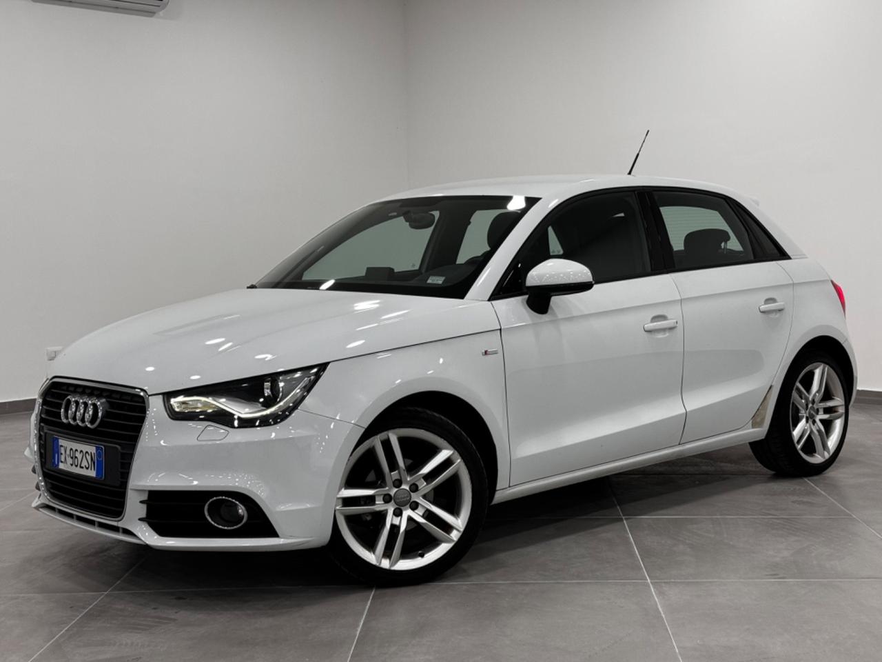 Audi A1 1.6 TDI S line edition plus