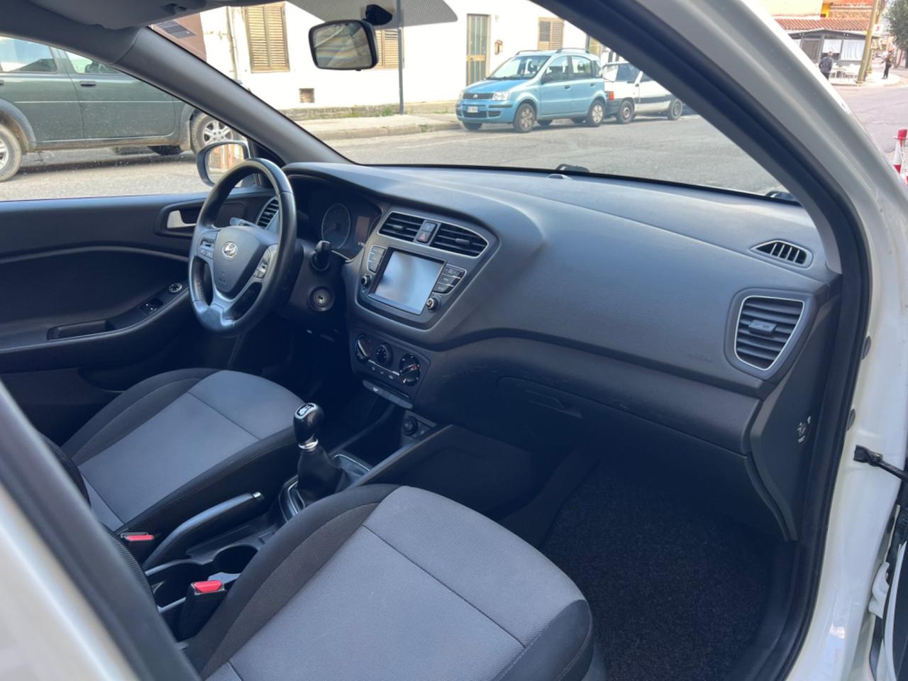 Hyundai i20 1.2 5 porte Connectline