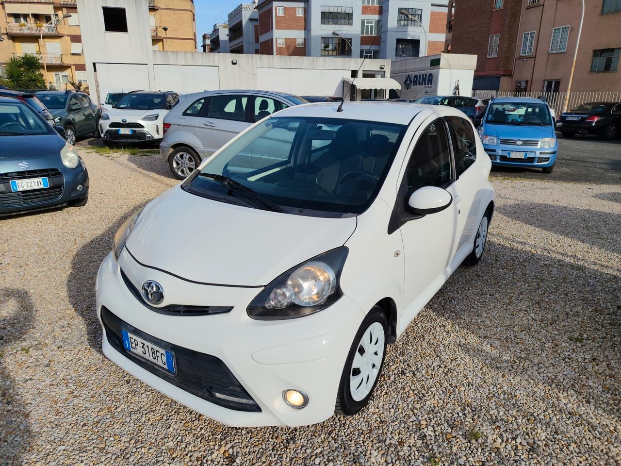 DISPONIBILE!Toyota Aygo 1.0 CAMBIO AUTOMATICO