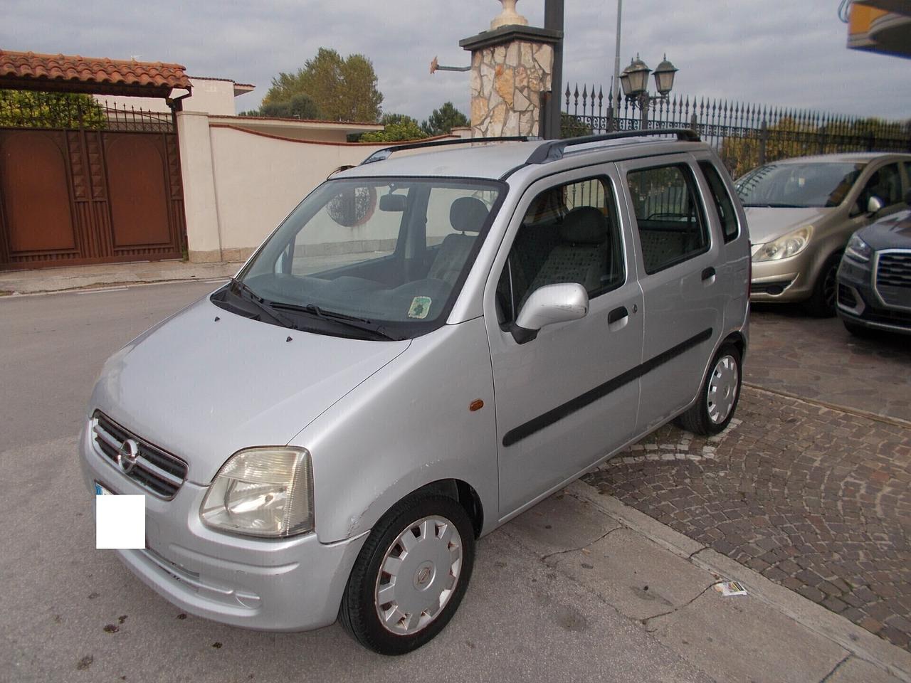 Opel Agila 1.2 16V Club