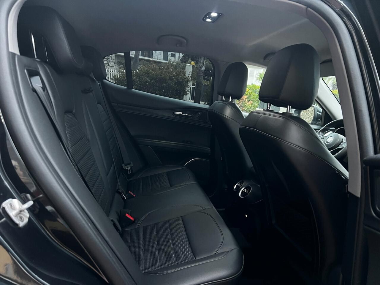 Alfa Romeo Stelvio 2.2 210 CV AT8 Q4 -2018