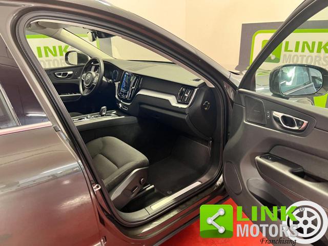 VOLVO XC60 B4 (d) Geartronic Momentum Pro