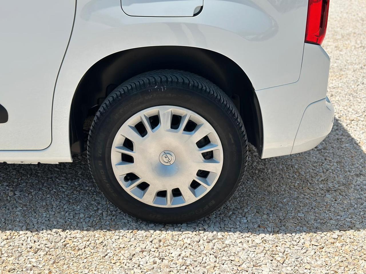 Opel Combo Life 1.5D Advance 5P. N1