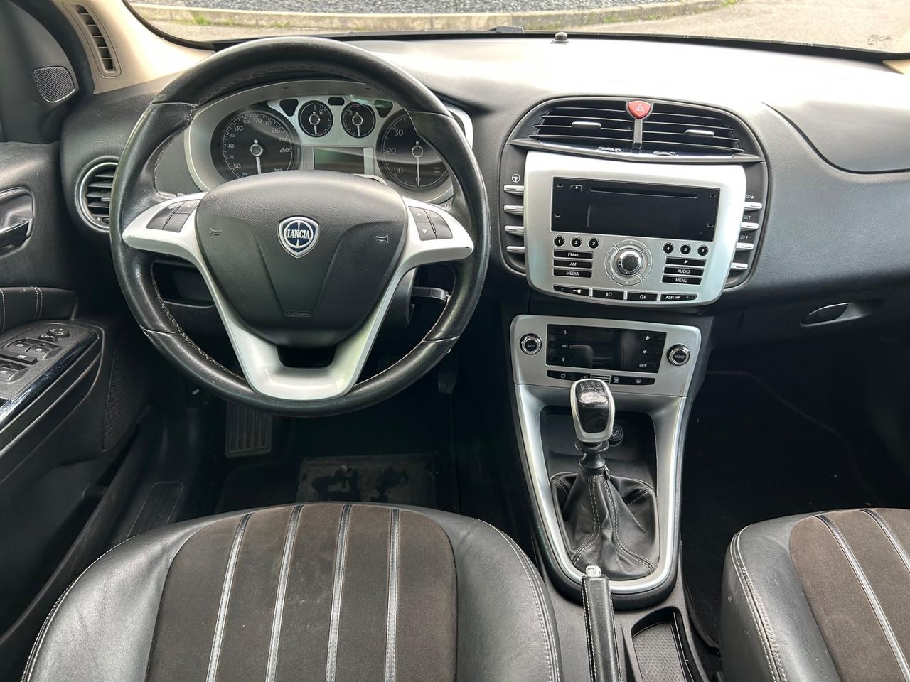 Lancia Delta 2.0 MJT DPF Executive