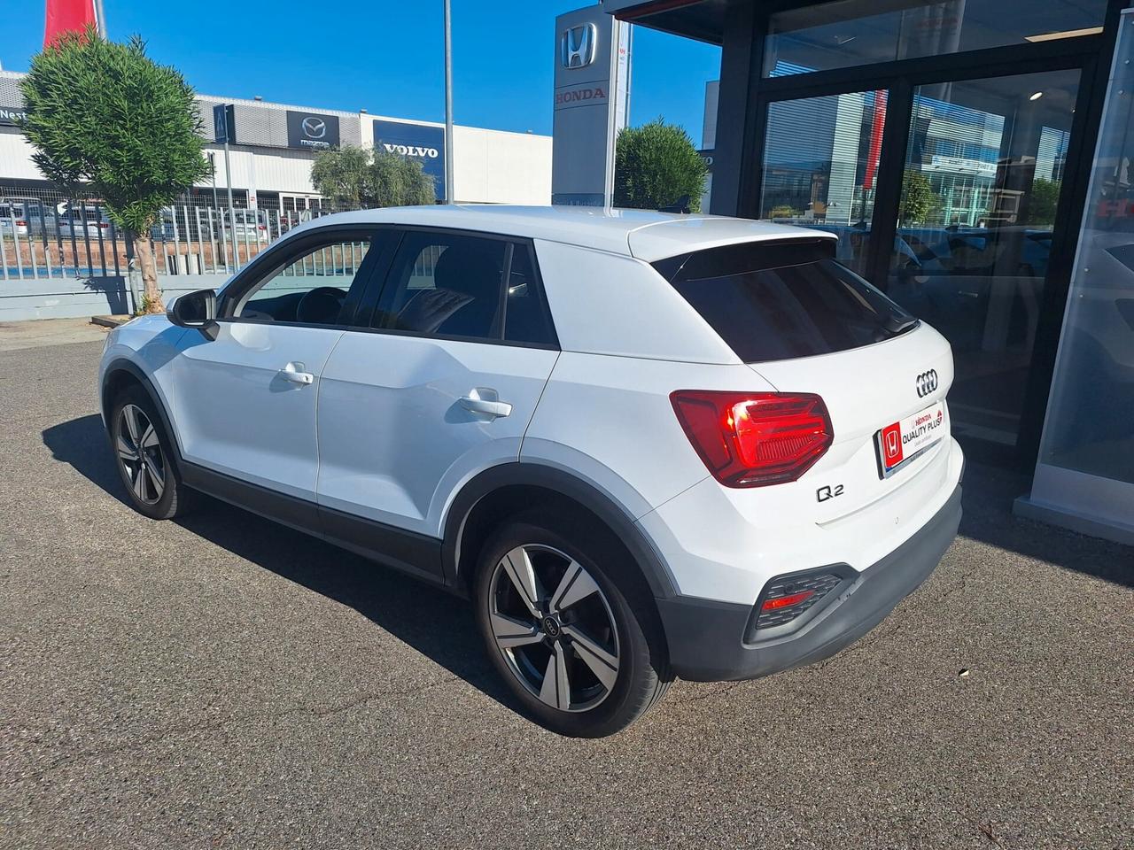 Audi Q2 30 TFSI Business