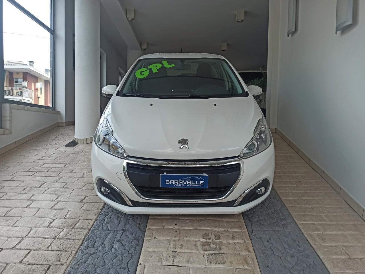 Peugeot 208 PureTech 82 5p. GPL Active
