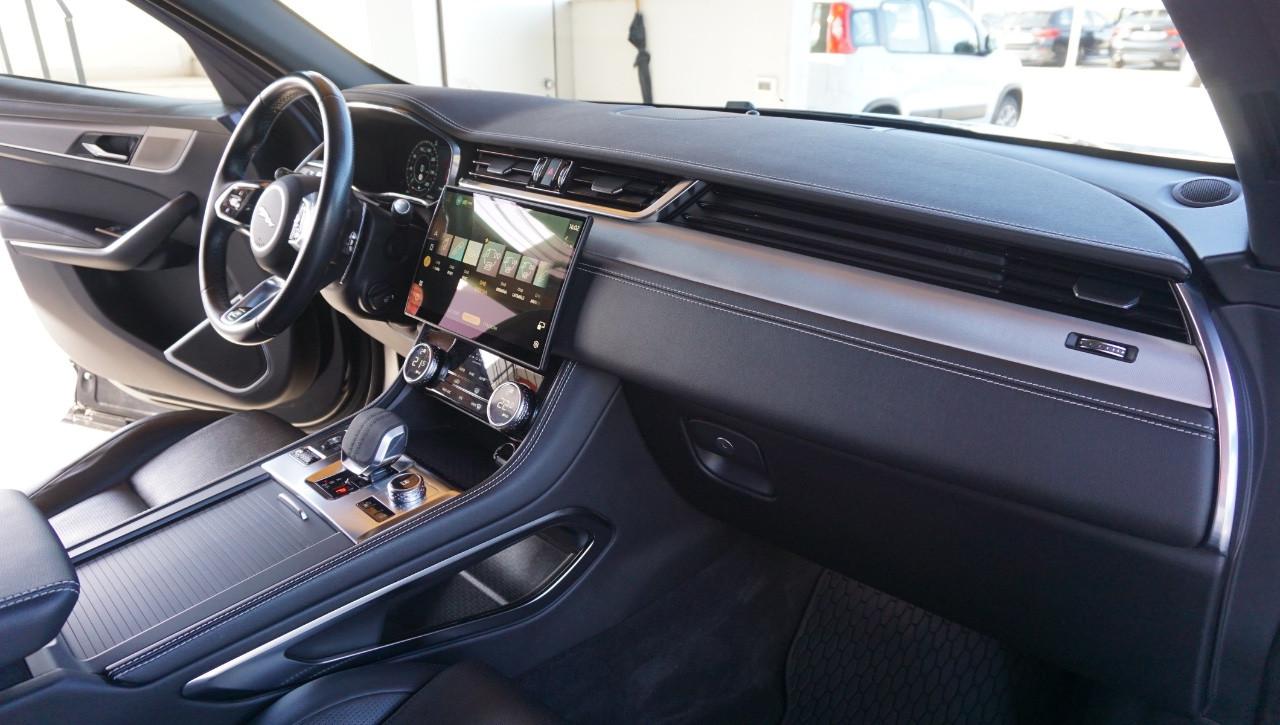 Jaguar F-Pace 2.0d i4 mhev R-Dynamic S awd 204cv auto