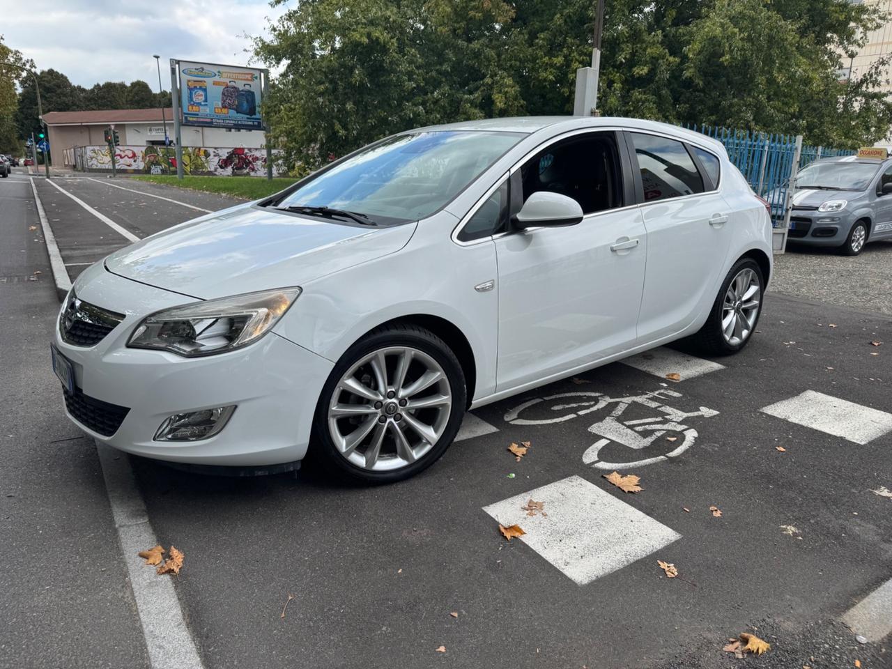 Opel Astra 1.4 Turbo 140CV 5 porte Cosmo
