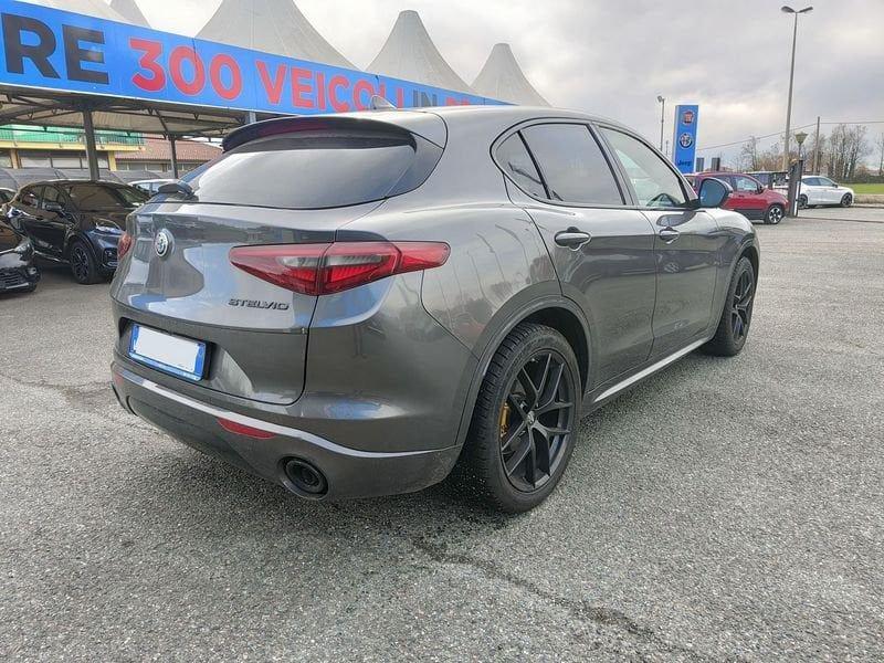 Alfa Romeo Stelvio 2.2 Turbo Diesel 210CV Veloce AT8 Q4