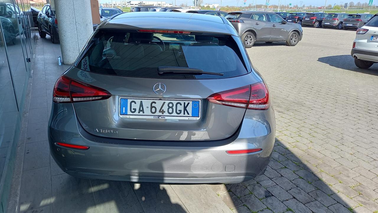 Mercedes-benz A 180 d Automatic Business