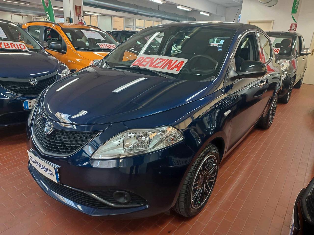 Lancia Ypsilon 1.2 69 CV 5 porte S&S Gold