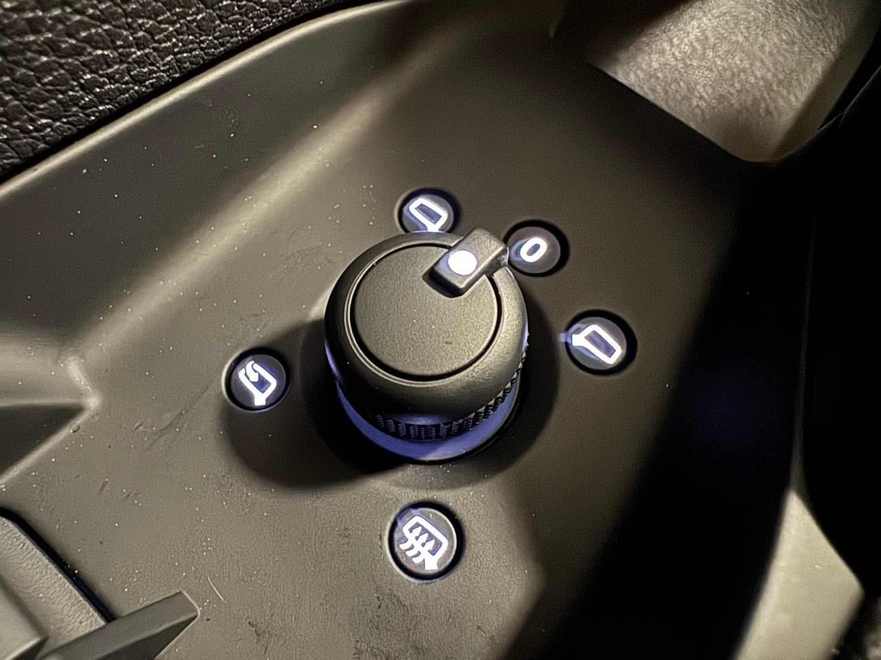 Audi Q2 35 TDI S tronic Business Advanced