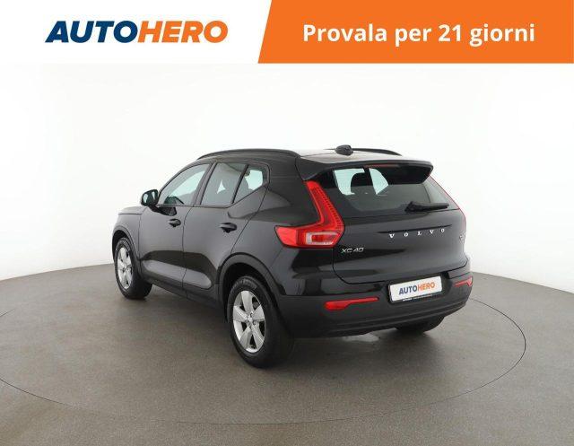 VOLVO XC40 T2 Geartronic Momentum Core