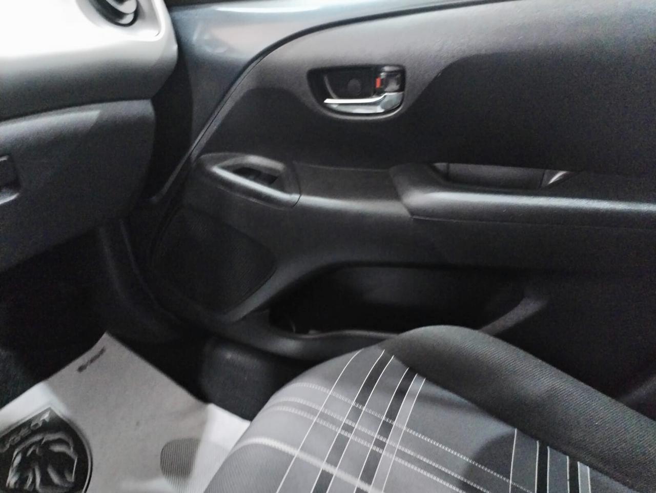 Peugeot 108 VTi 68 5 porte Allure