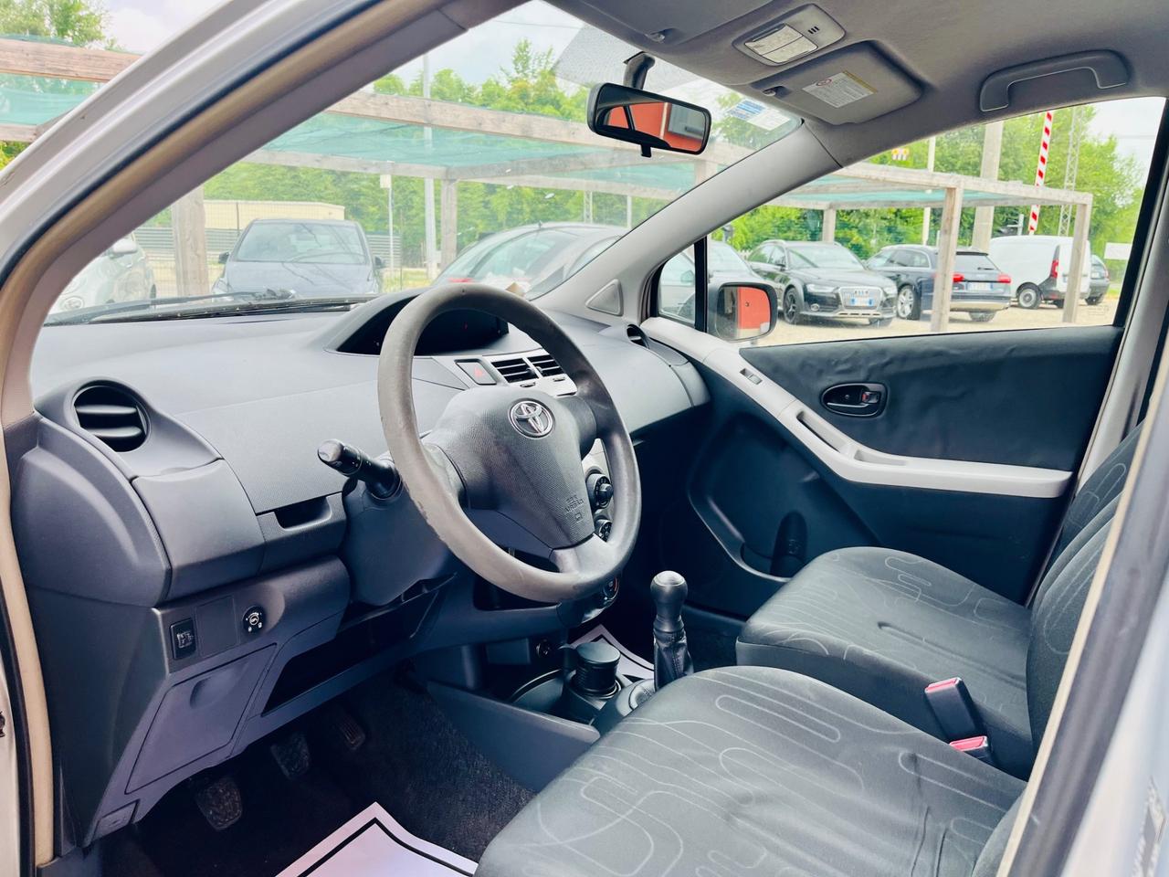 Toyota Yaris 1.0 5 porte GPL