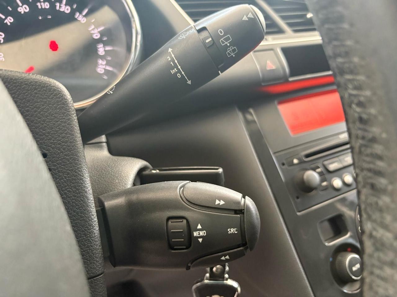 Peugeot 3008 1.6 HDi 110CV Outdoor