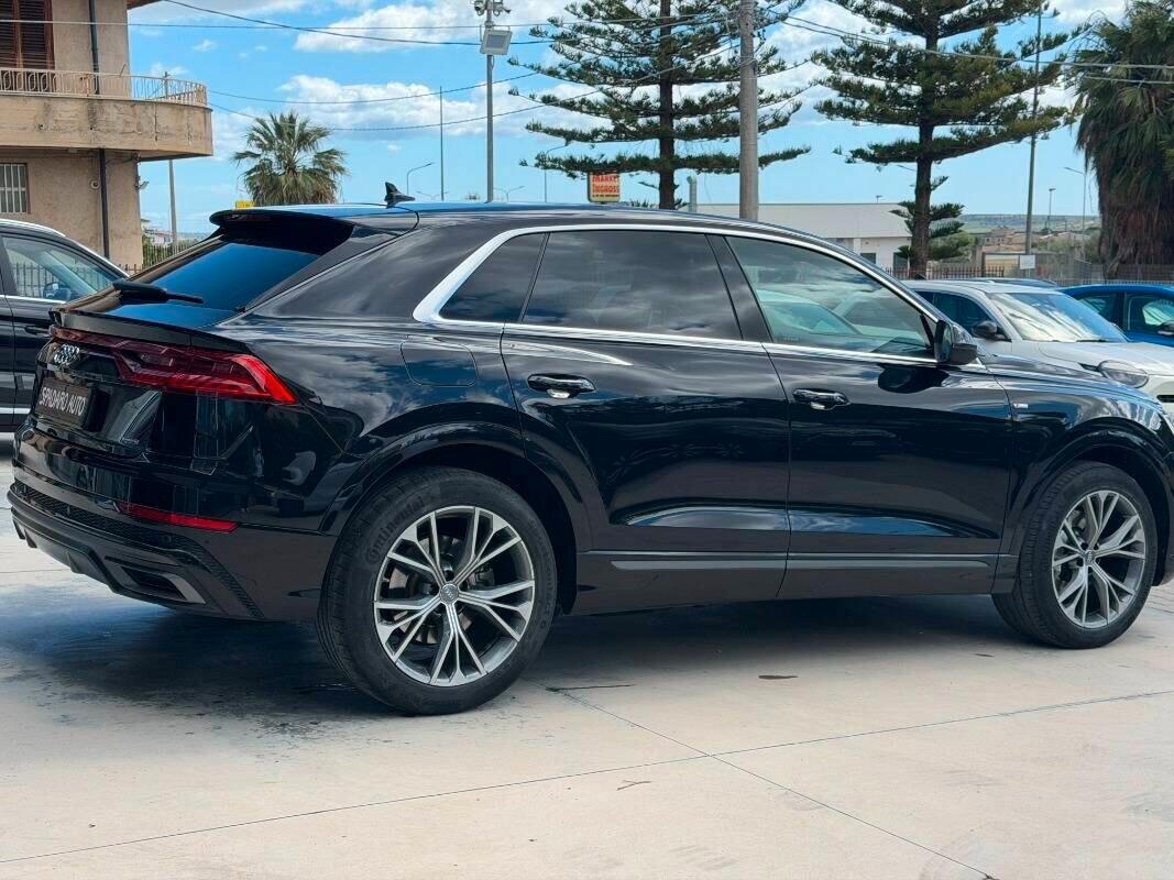 Audi Q8 50 TDI 286 CV quattro tiptronic