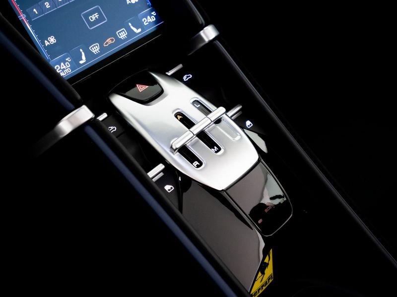 Ferrari Roma Spider Roma Spider 3.9 F1 dct