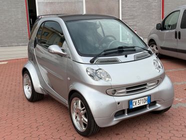 Smart ForTwo 700 coupé Brabus (55 kW)