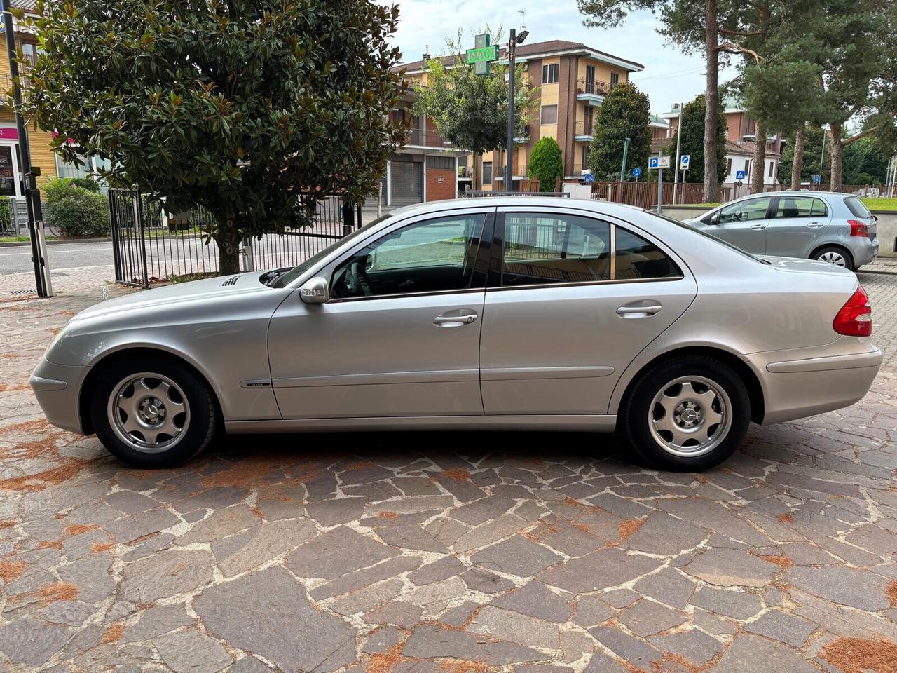 Mercedes-benz E 200 K Metano LEGGERE ANNUNCIO