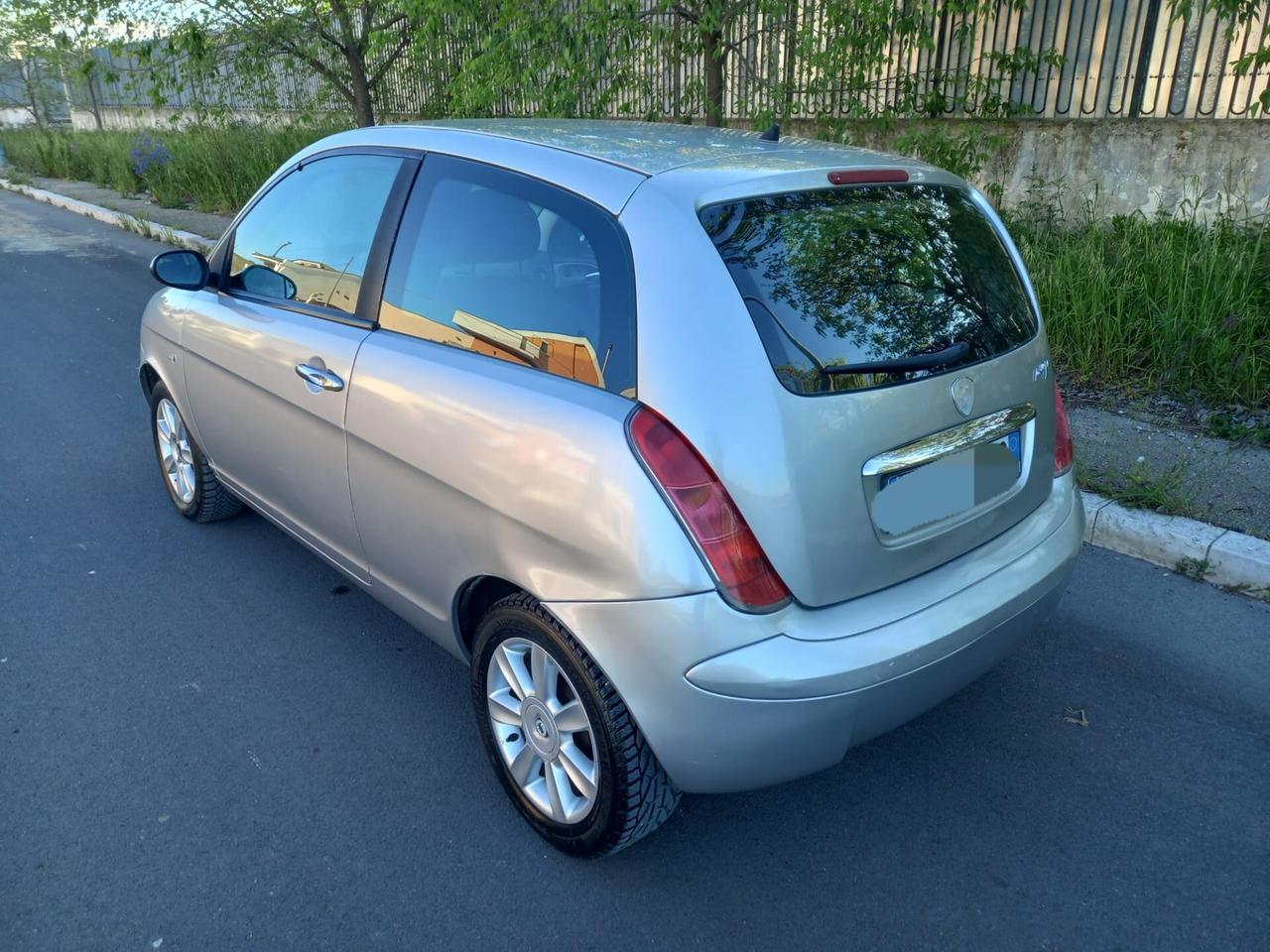 LANCIA YPSILON 1.3 MJT
