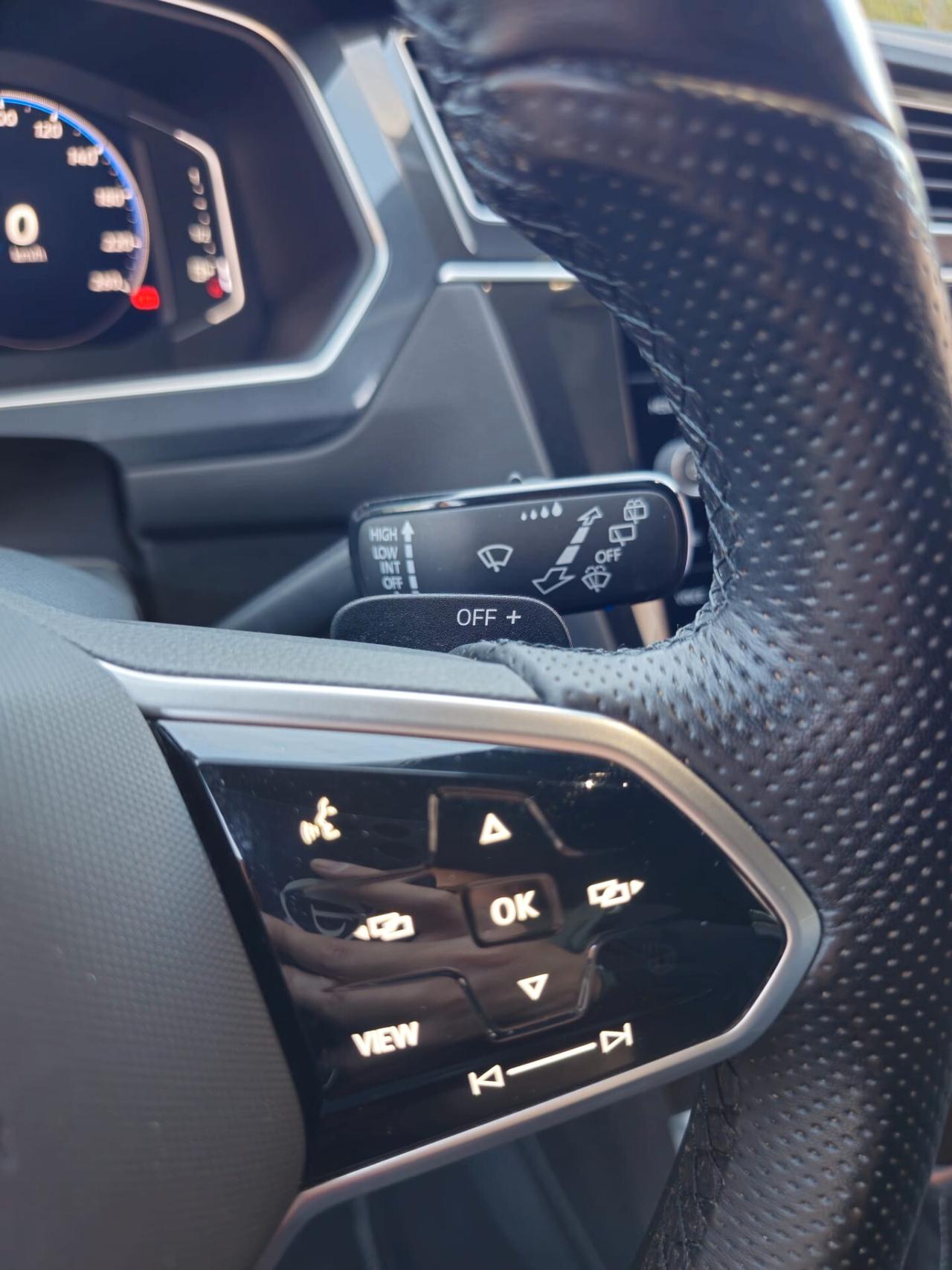 Volkswagen Tiguan 2.0 TDI 150 CV SCR DSG R-Line