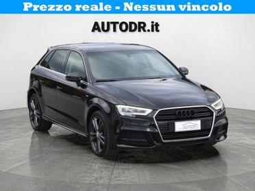 AUDI A3 SPB 2.0 35 TDI S-Tronic Admired S-Line, LED, Navi