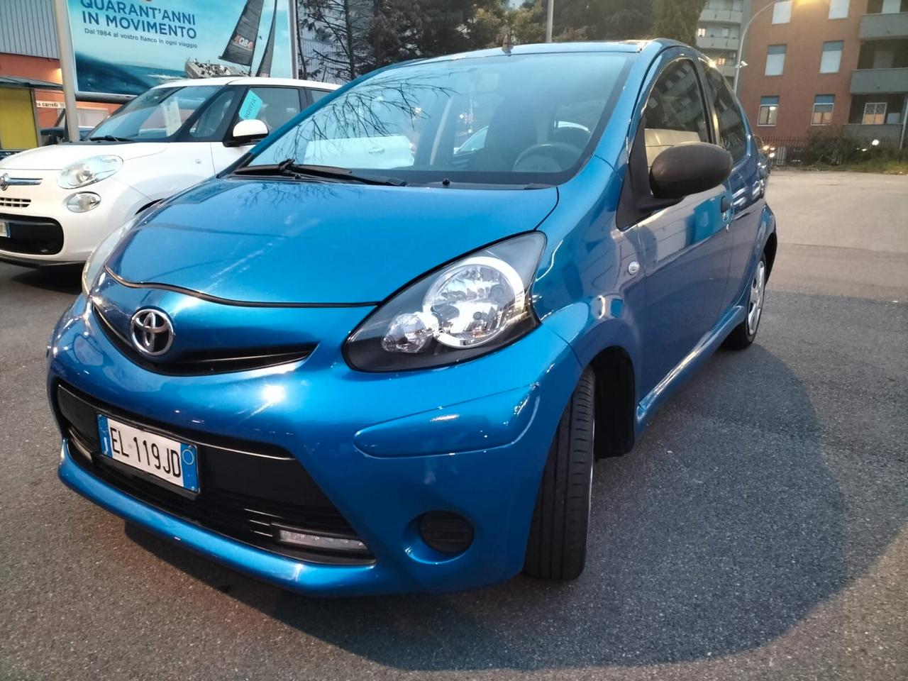 Toyota Aygo - solo 60.000 Km