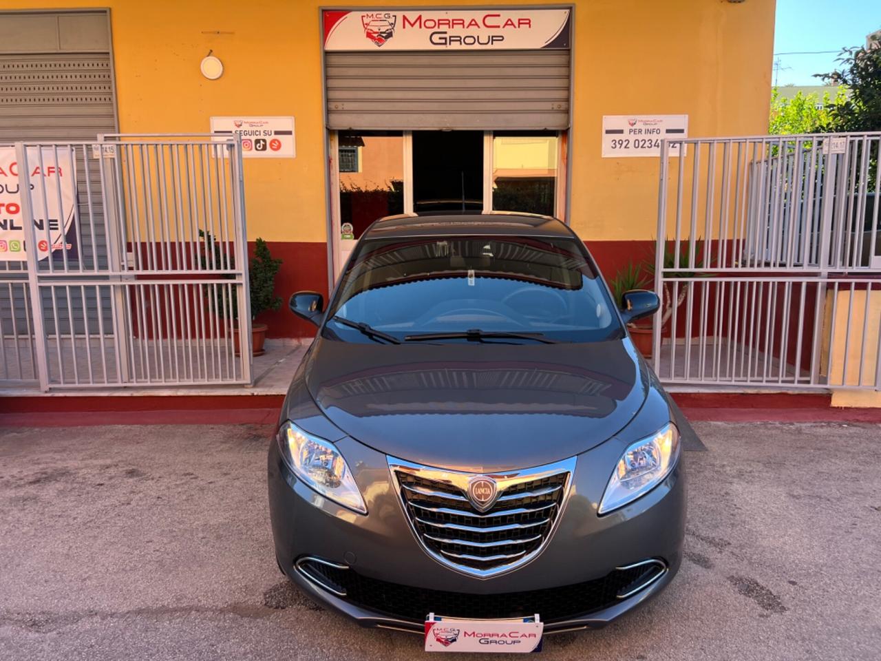 Lancia Ypsilon 1.2 69 CV 5 porte GPL Ecochic Silver