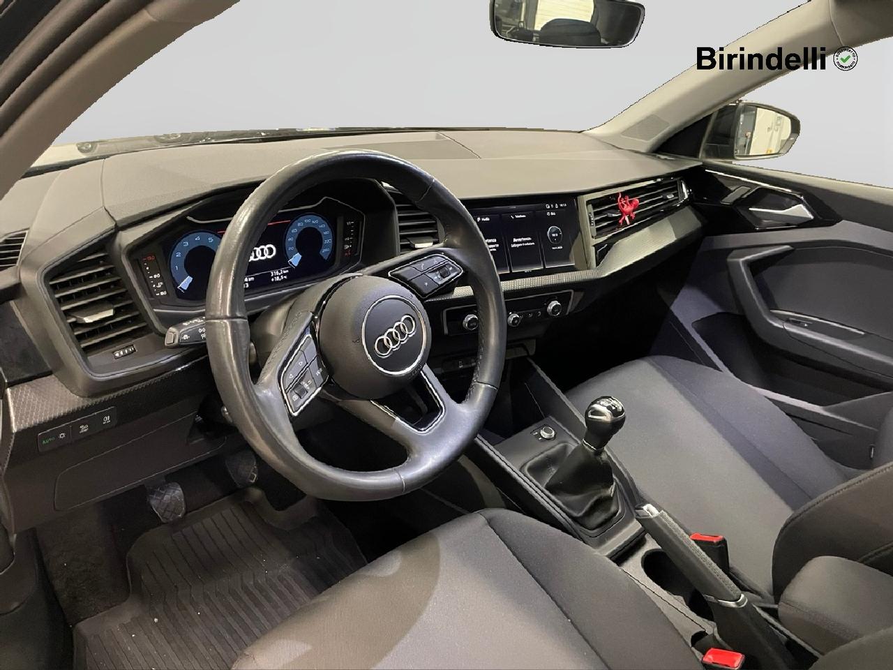 AUDI A1 2ª serie - A1 SPB 30 TFSI Admired