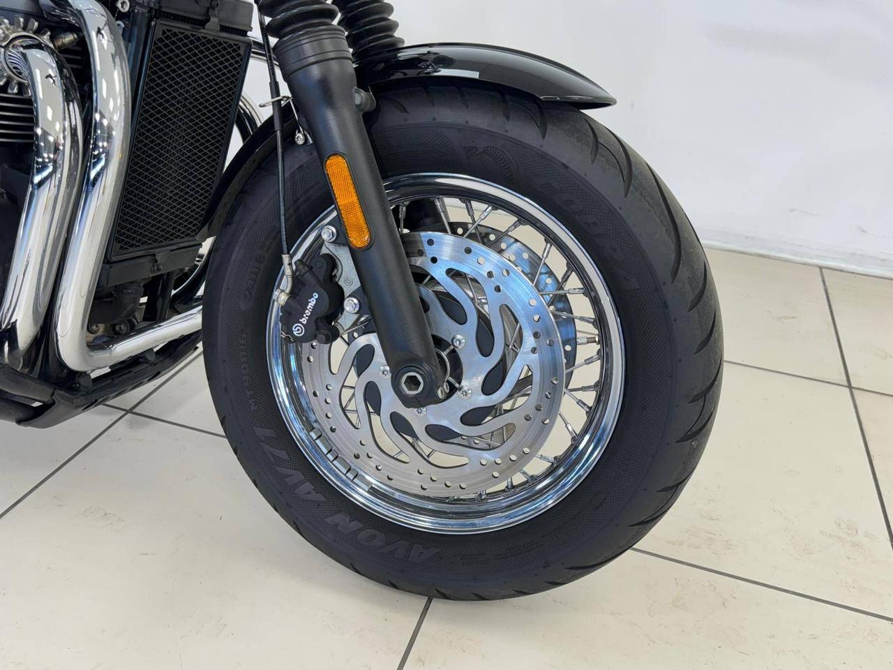 TRIUMPH Bonneville 1200 Speedmaster