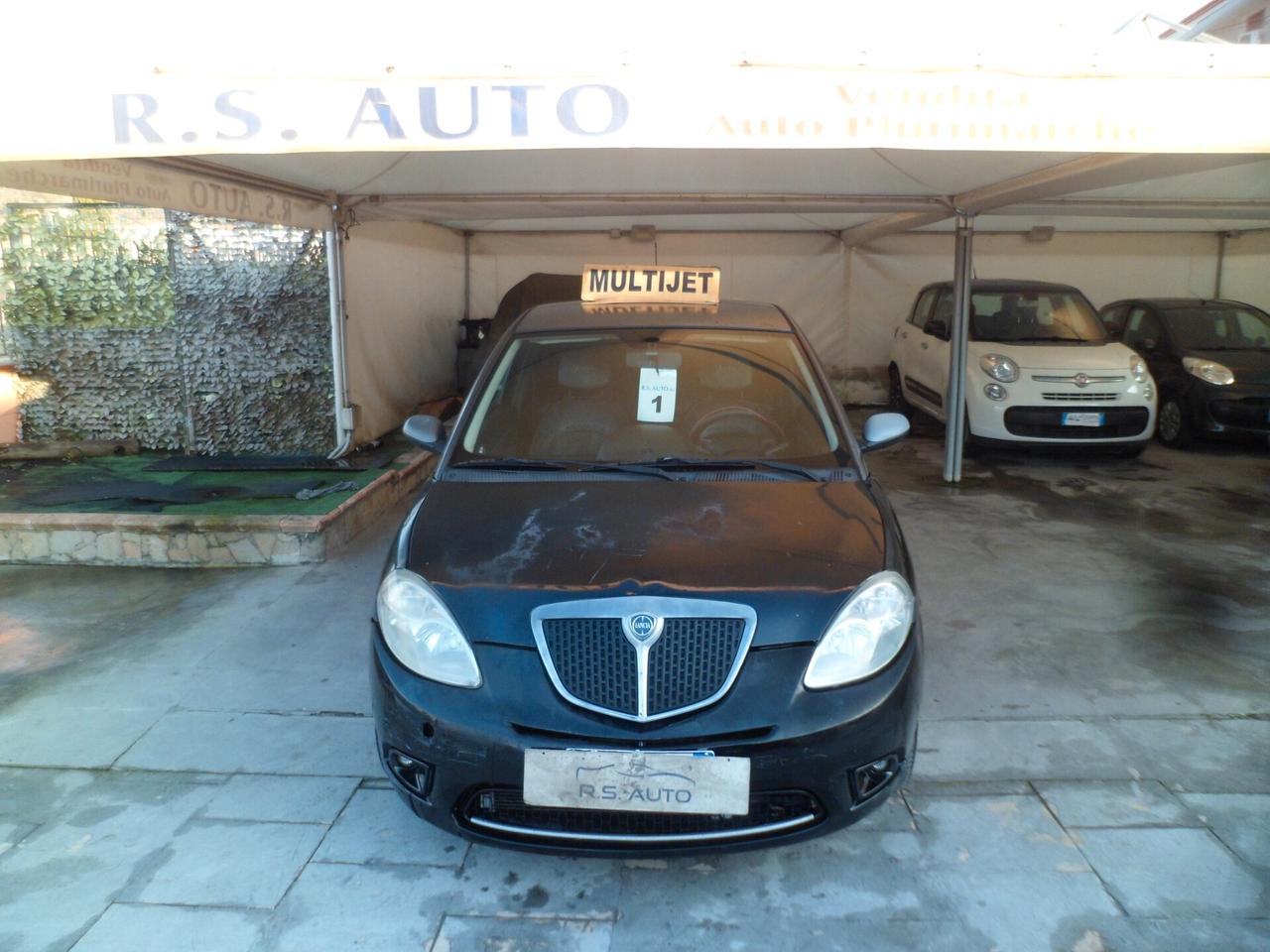 Lancia Ypsilon 1.3 MJT 90 CV MomoDesign 07