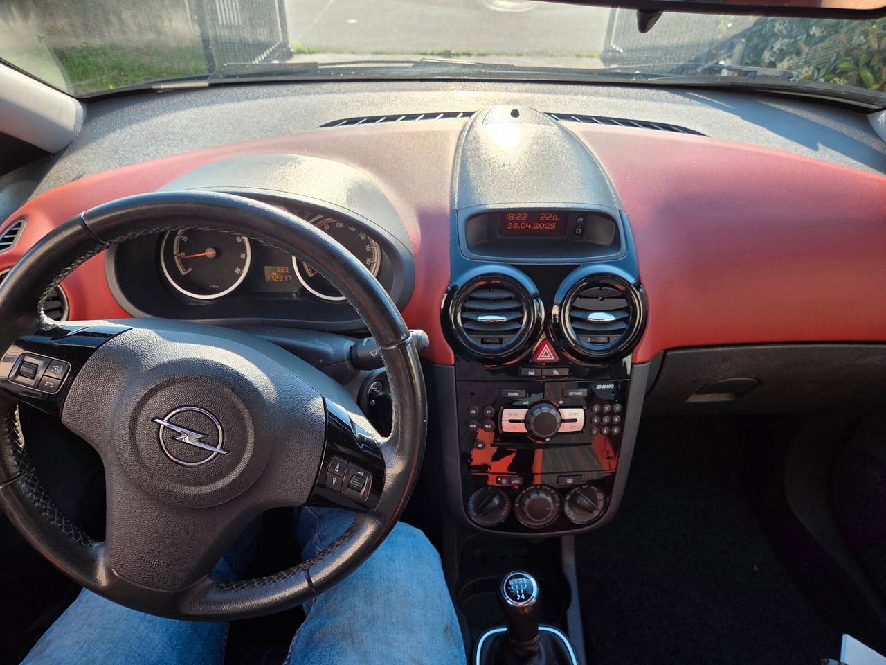 Opel Corsa 1.2 5 porte Enjoy