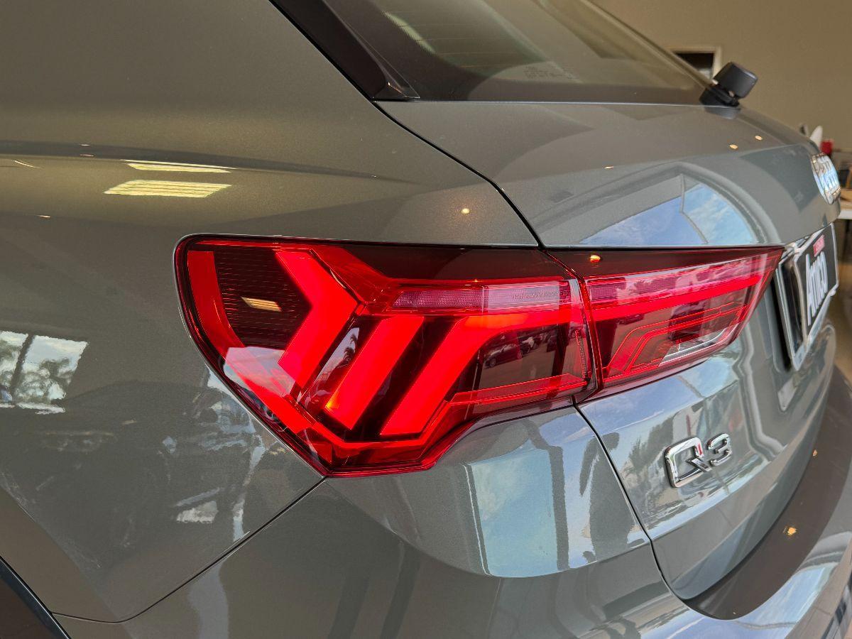AUDI Q3 2.0 TDI S-tronic Advanced 2022