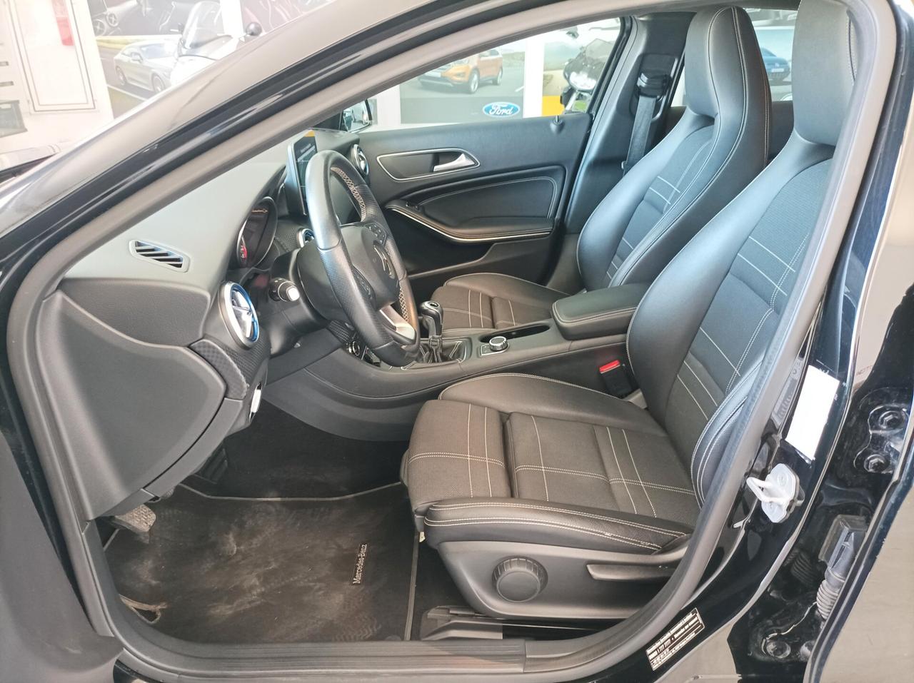 Mercedes-benz A 180 d Sport 01/2017