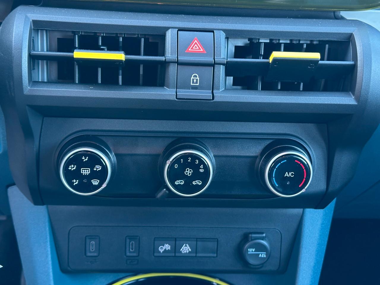 Fiat Grande Panda 1.2 Hybrid 110 CV S&S La Prima